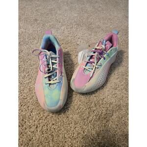 Adidas Anthony Edward's 1 low size 9 men's or 10 women's basketball shoes